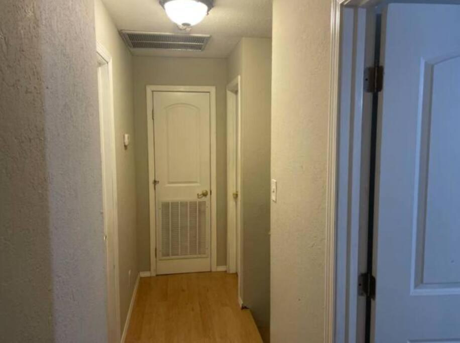 Great Getaway 2 Story Home! Harlingen Tx Luaran gambar